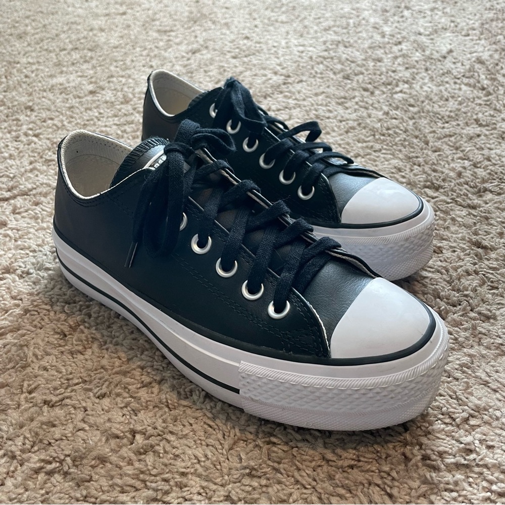 Lift Leather Low Top Converse